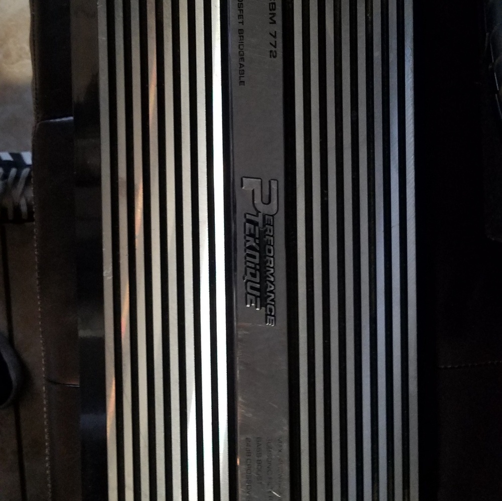 Sounds System - Picture 3 of 4